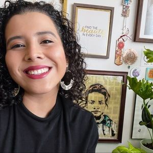 Meet your Posher, Gabriela